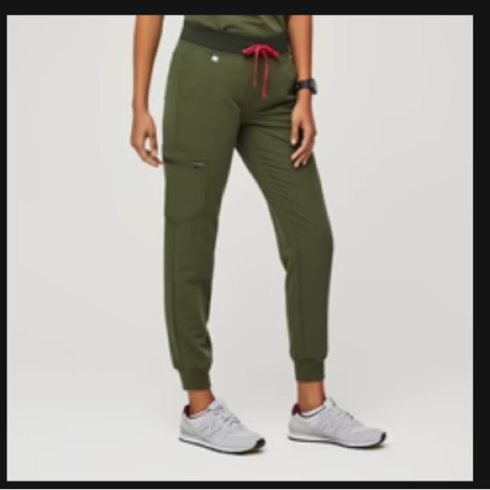 Figs Olive Green Women's Jogger Pants